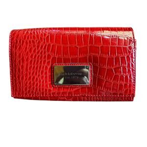 Liz Claiborne Red Glossy Allegator Pattern Clutch Wallet Purse